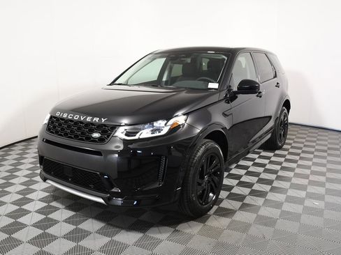 Certified 2025 Land Rover Discovery Sport Dynamic SE AWD/4WD image 1