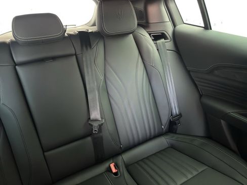 New 2025 Maserati Grecale Modena image 13