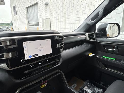 New 2026 Toyota Tundra SR5 AWD/4WD image 18