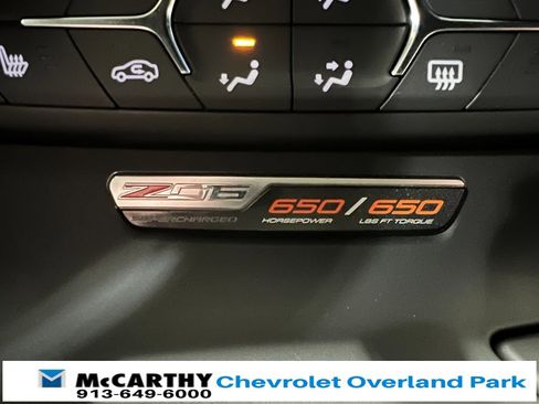 Used 2016 Chevrolet Corvette Z06 w/ 3LZ Preferred Equipment Group image 33