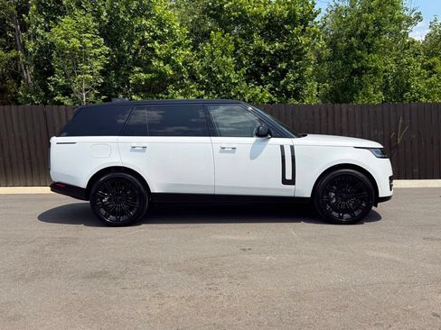 New 2026 Land Rover Range Rover Long Wheelbase SE AWD/4WD image 6