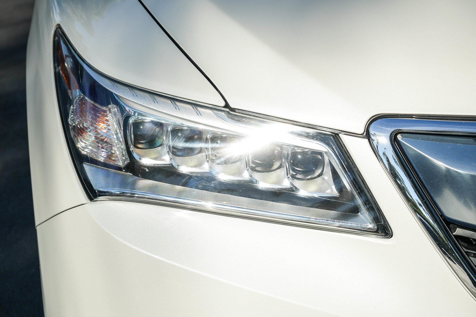 Used 2016 Acura MDX SH-AWD image 8