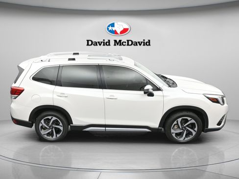 Used 2022 Subaru Forester Touring AWD/4WD image 45