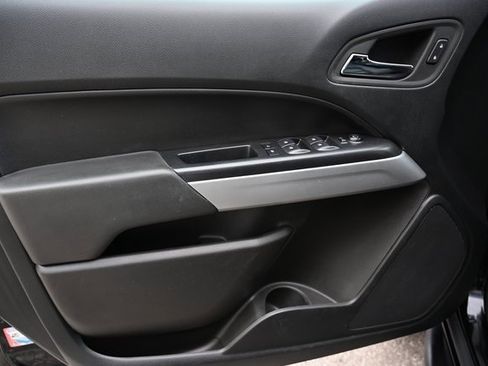 Used 2022 Chevrolet Colorado ZR2 image 25