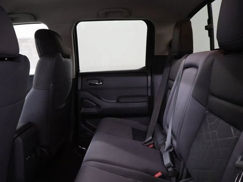 New 2026 Nissan Frontier SV w/ SV Convenience Package AWD/4WD image 27