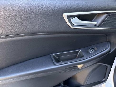 Certified 2024 Ford Edge SEL image 19