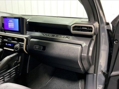 Certified 2024 Toyota Tacoma SR AWD/4WD image 16
