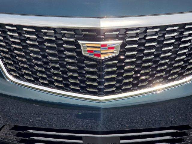 New 2026 Cadillac XT5 Premium Luxury w/ Driver Assist Package FWD image 9
