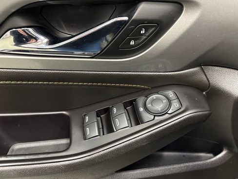 Used 2020 Chevrolet Traverse LT AWD/4WD image 15