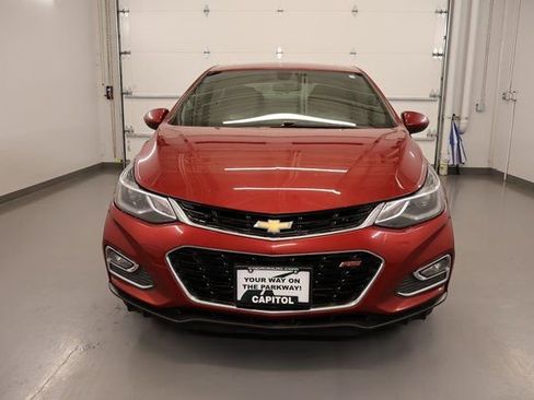Used 2017 Chevrolet Cruze LT w/ Sun And Sound Package image 6