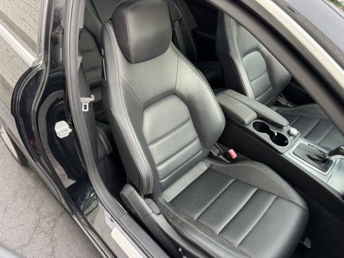 Used 2014 Mercedes-Benz C 250 Coupe image 32