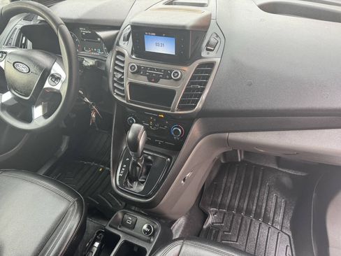 Used 2019 Ford Transit Connect XL FWD image 22