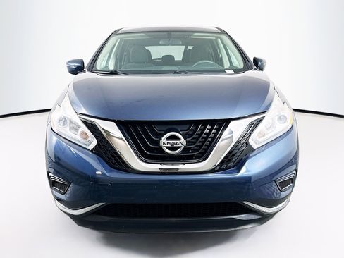 Used 2017 Nissan Murano S w/ Navigation Package FWD image 2