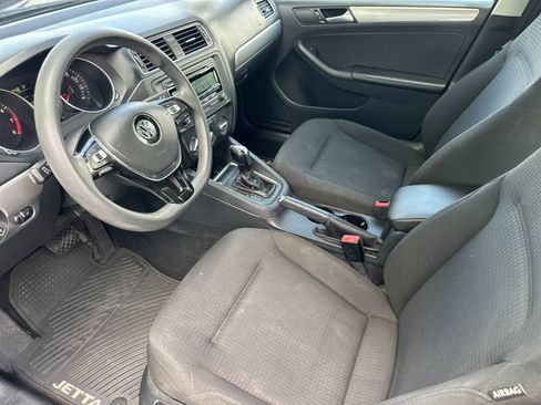 Used 2015 Volkswagen Jetta SE FWD image 10