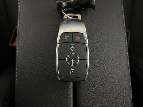 Certified 2026 Mercedes-Benz GLB 250 image 30