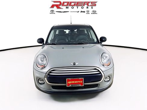Used 2015 MINI Cooper 4-Door Hardtop FWD image 2