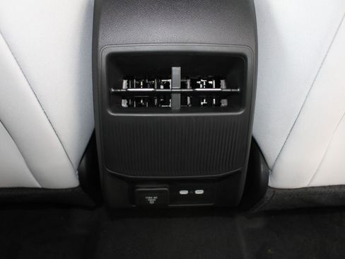 New 2026 Jeep Cherokee Overland AWD/4WD image 25