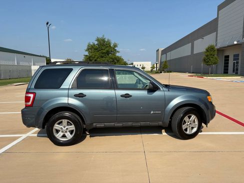 Used 2011 Ford Escape 4WD Hybrid image 5
