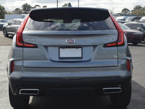 Used 2024 Cadillac XT4 Premium Luxury w/ Active Safety Package image 13