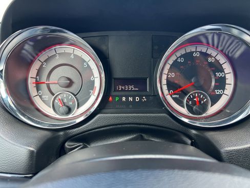 Used 2017 Dodge Grand Caravan SE image 15