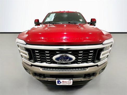 Used 2023 Ford F350 King Ranch w/ FX4 Off-Road Package image 34