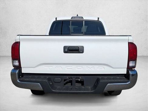 Used 2019 Toyota Tacoma SR5 RWD image 6