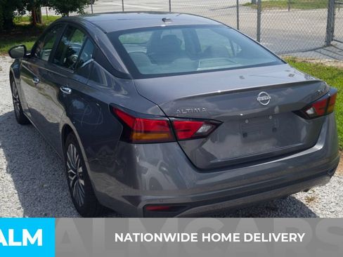Used 2024 Nissan Altima 2.5 SV FWD image 4