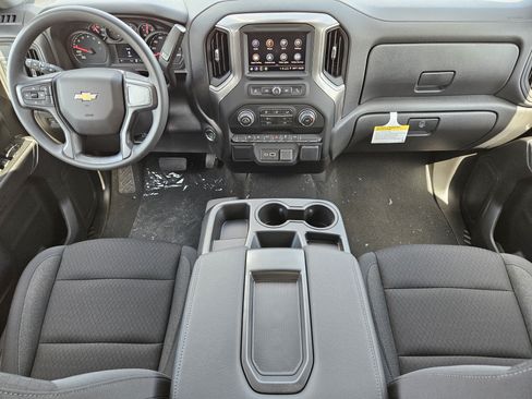 New 2026 Chevrolet Silverado 1500 Custom RWD image 18