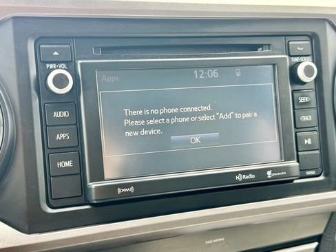 Used 2019 Toyota Tacoma SR5 AWD/4WD image 26