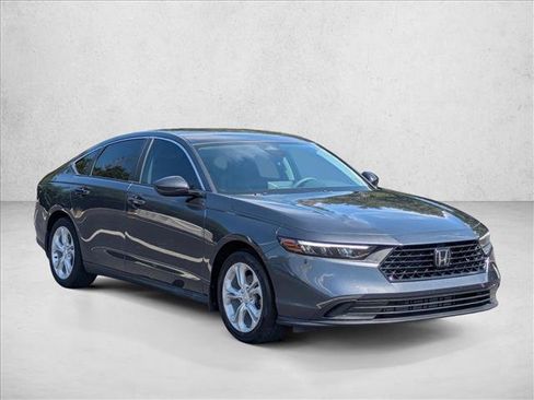 Used 2023 Honda Accord LX image 3