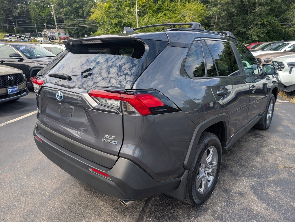Certified 2024 Toyota RAV4 XLE AWD/4WD image 8