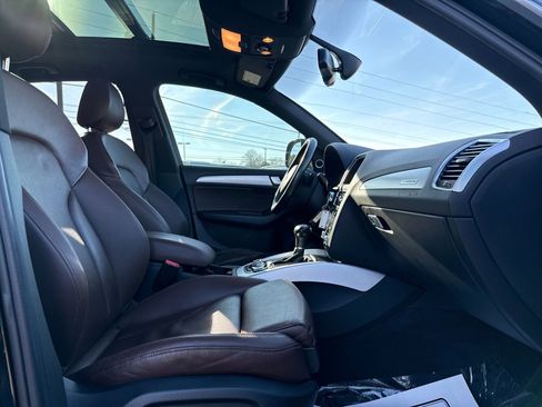 Used 2017 Audi Q5 2.0T Premium Plus w/ Technology Package image 35