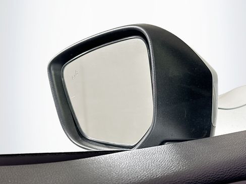 Used 2024 Mitsubishi Eclipse Cross SE AWD/4WD image 16