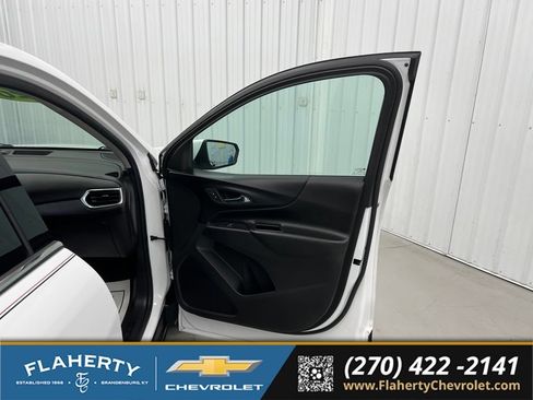 Used 2020 Chevrolet Equinox LT w/ Driver Convenience Package FWD image 14