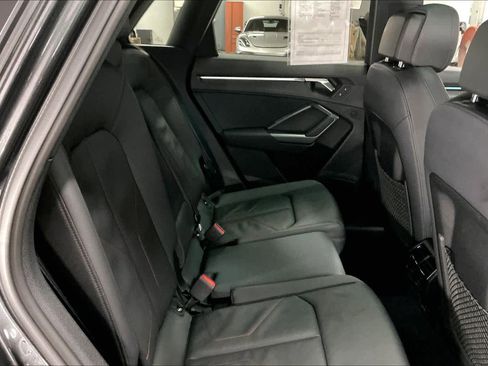 Used 2025 Audi Q3 2.0T Premium Plus w/ Premium Plus Package image 29