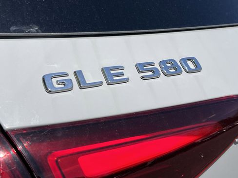 New 2026 Mercedes-Benz GLE 580 4MATIC image 36
