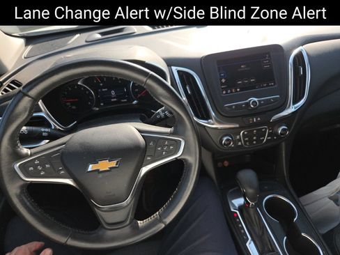Used 2022 Chevrolet Equinox LT FWD image 15