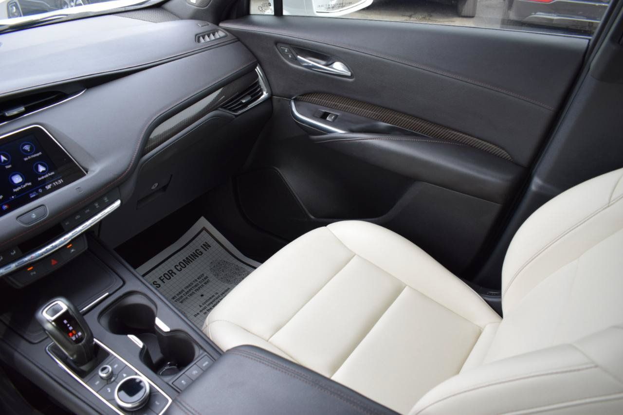 Used 2019 Cadillac XT4 Sport w/ Driver Awareness Package FWD image 16