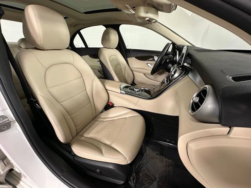Used 2017 Mercedes-Benz C 300 4MATIC Sedan w/ Premium 1 Package image 6