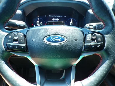 Used 2025 Ford Explorer ST-Line AWD/4WD image 15