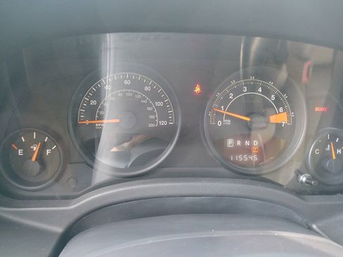 Used 2015 Jeep Patriot High Altitude AWD/4WD image 12