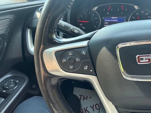 Used 2019 GMC Terrain SLT w/ Preferred Package AWD/4WD image 18