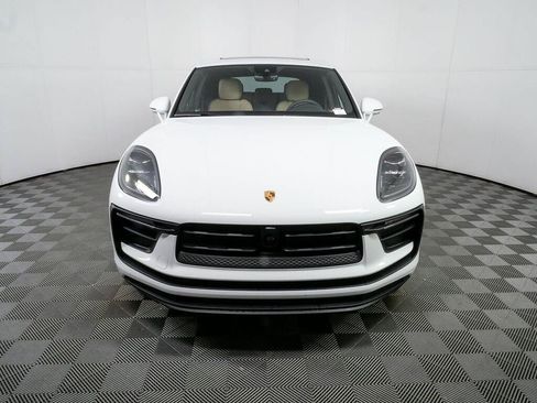 Certified 2026 Porsche Macan Turbo AWD/4WD image 36
