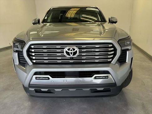 Certified 2024 Toyota Tacoma Limited AWD/4WD image 8