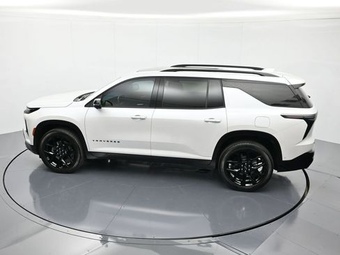 Certified 2024 Chevrolet Traverse RS w/ LPO, Floor Liner Package image 39