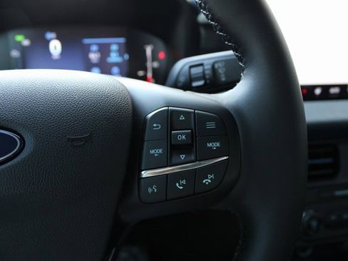 New 2025 Ford Maverick XLT w/ XLT Luxury Package image 8