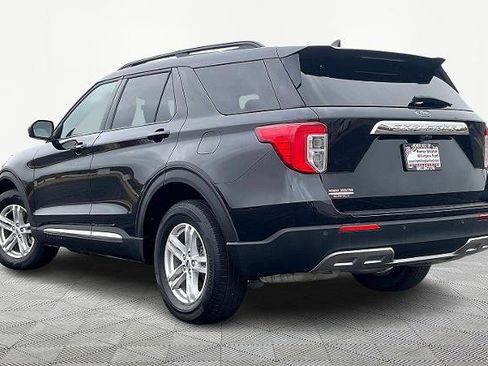 Certified 2023 Ford Explorer XLT w/ Equipment Group 202A image 10