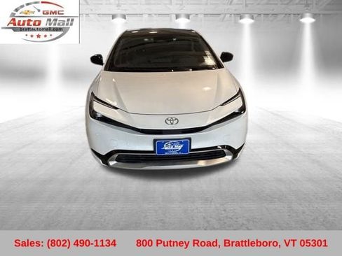 Used 2024 Toyota Prius Prime image 8
