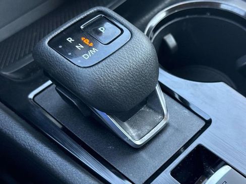 Certified 2023 Nissan Rogue SV image 17