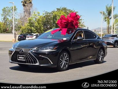 Used 2024 Lexus ES 300h w/ Premium Package
